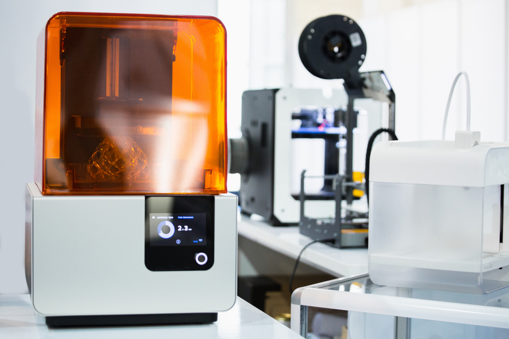 From desktop models to high volume serial production: the advance of DLP based resin printers is mostly driven by the optical engine projector.